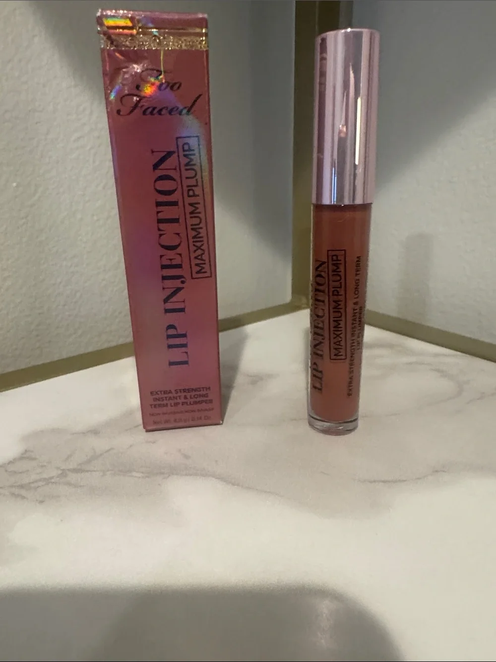 Too Faced Lip Injection Maximum Plump